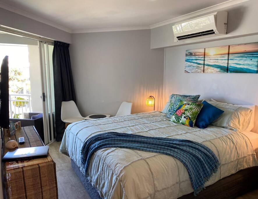 Alex Heads Beachfront Resort King Bed Studio Room Alexandra Headland Exterior foto